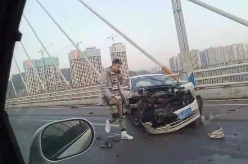 国产电车车祸视频大全最新,揭示事故背后的安全隐患与反思